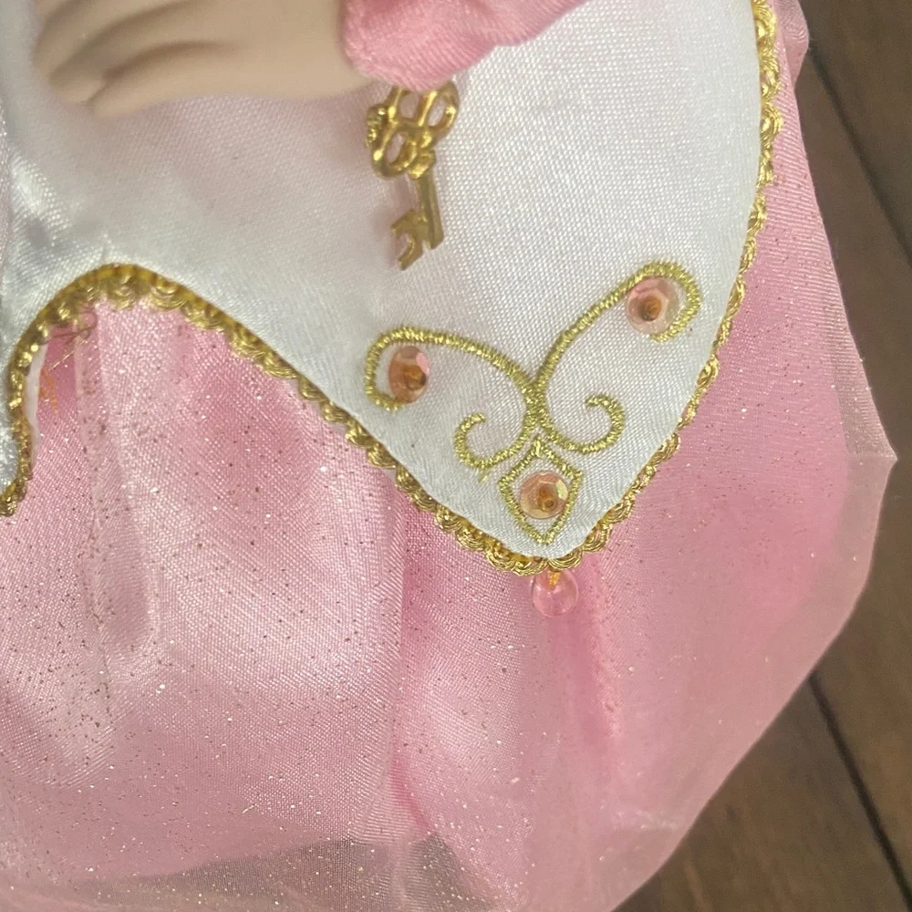 Disney Princess Aurora Porcelain Doll Pink Dress Sleeping Beauty Collectible